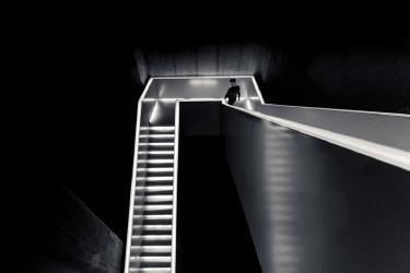 Building a CD Ladder for Predictable Fixed Income Returns